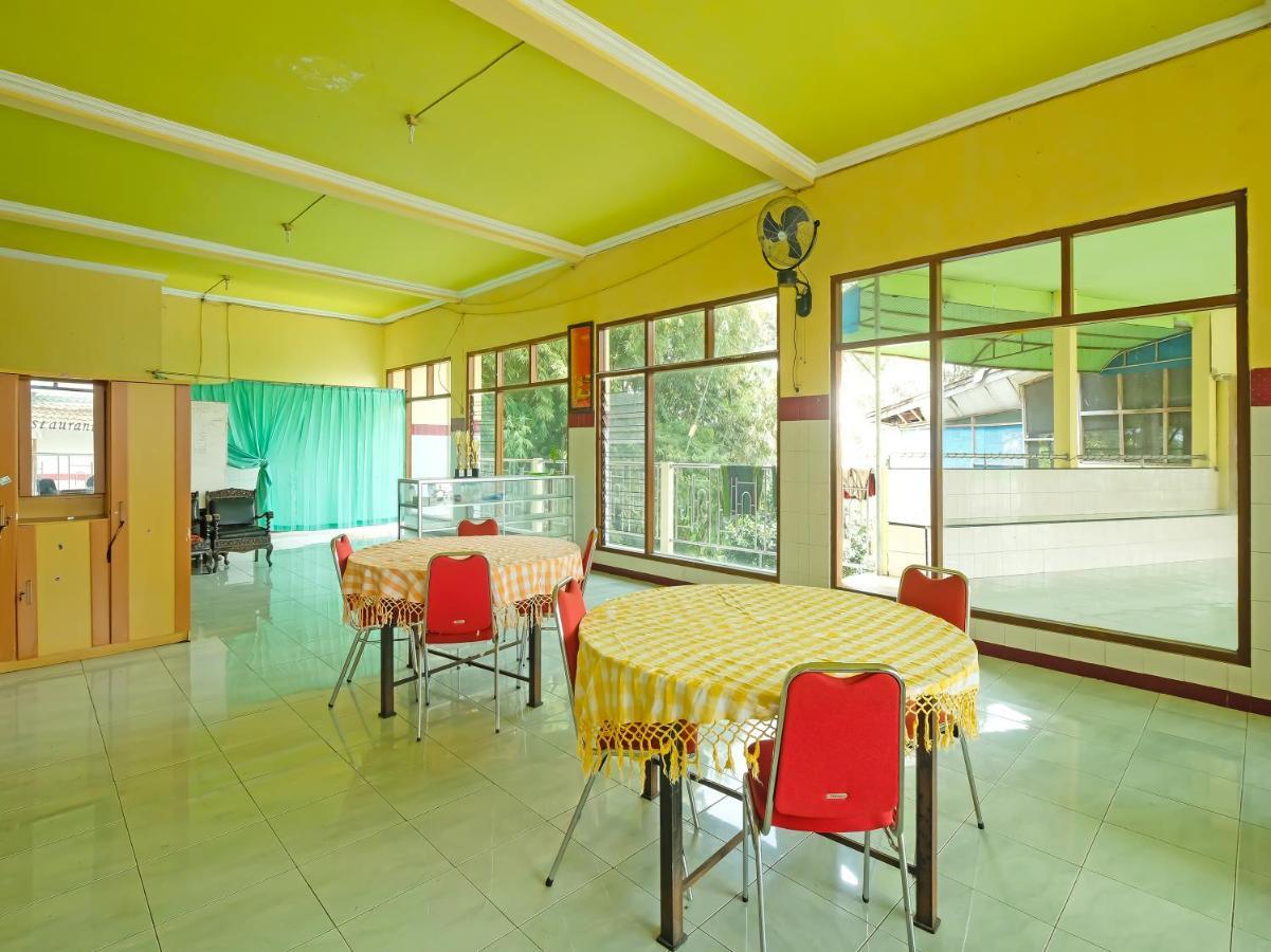 Collection O 91914 Hotel Citra Dewi 2 Int'S Semarang Ngoại thất bức ảnh
